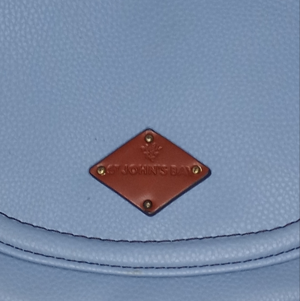 St John's Bay Westport Saddle Preppy Casual Pastel Ice Blue Crossbody Bag - Picture 2 of 5